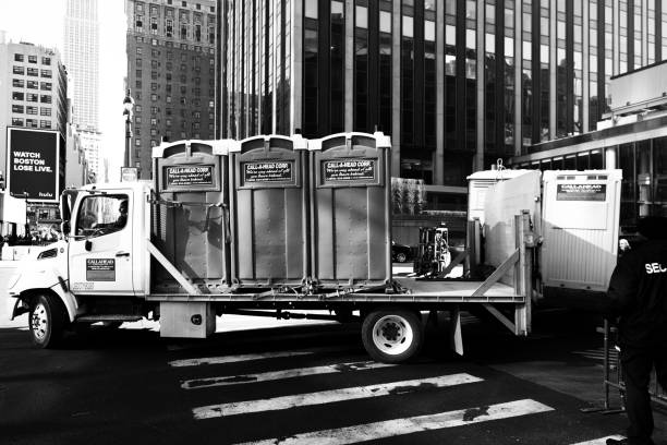 Best Portable bathroom rental  in Margate, FL